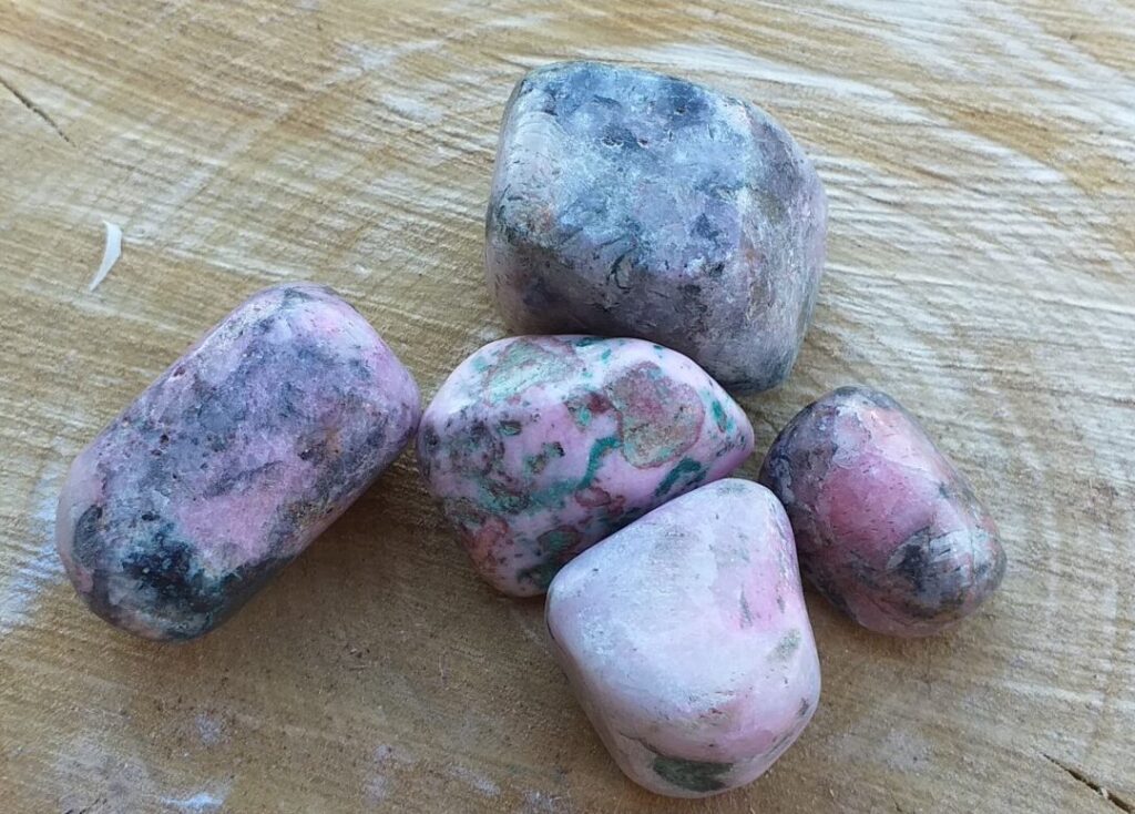 La calcite bleue : un secret de beauté minéral méconnu ?