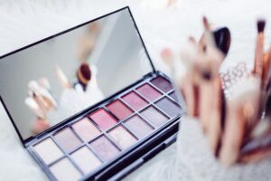 Où trouver les meilleurs produits de maquillage ? Découvrez le concept du makeup store !