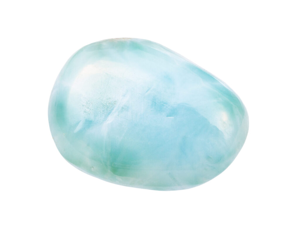 Découvrez la larimar : la pierre précieuse des Caraïbes et ses bienfaits en lithothérapie